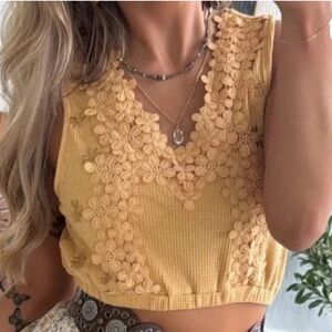 POL Floral Appliqué Waffle Crop Tank Top NWT